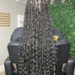 Goddess with Knotless Braids